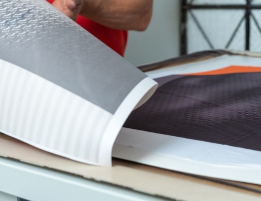 Metal parçaları paslanmaya karşı korumak için VCI Kağıt mı, VCI Streç mi daha iyidir?